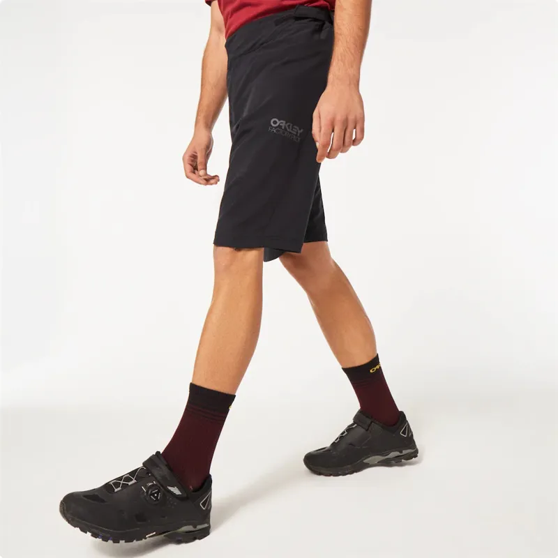 Oakley Factory Pilot Lite Shorts-9